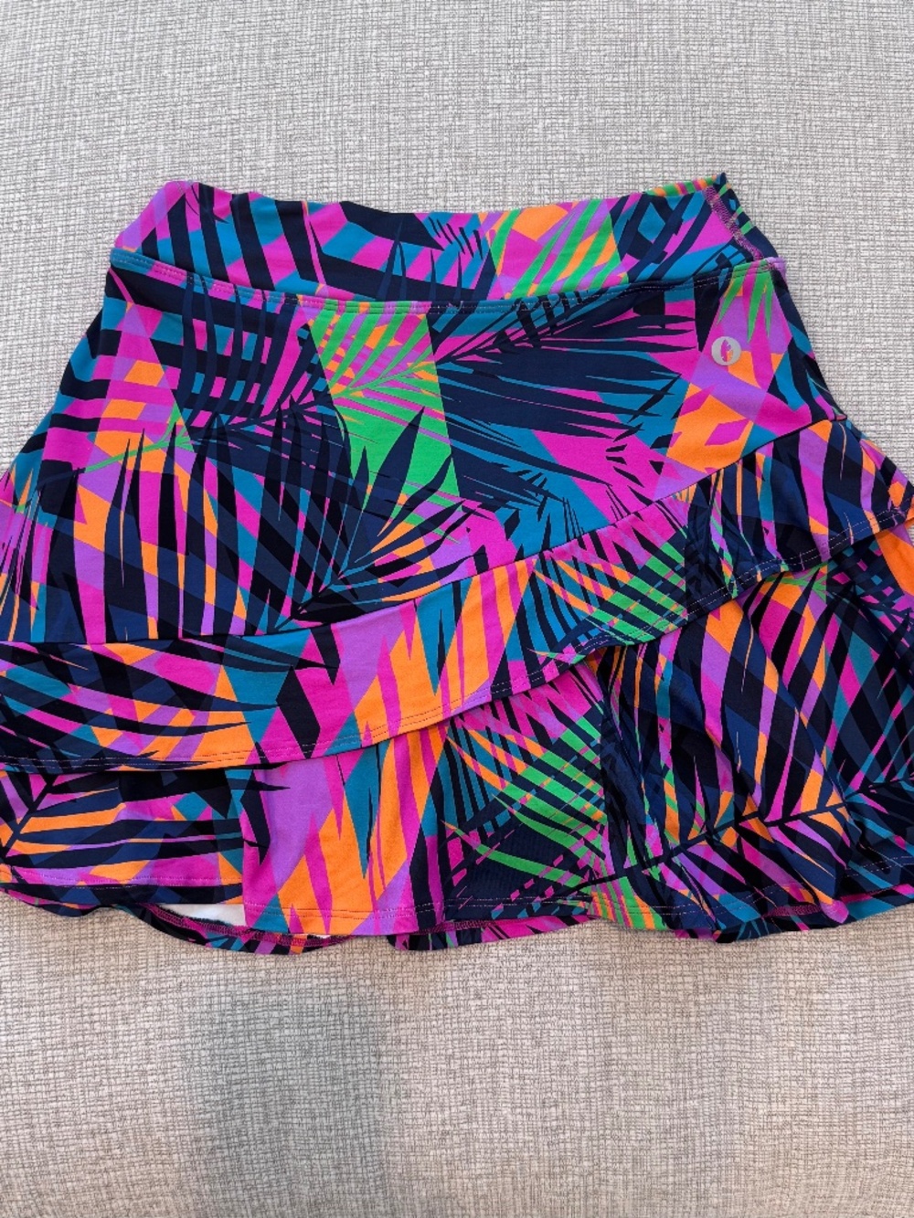 DONA JO Womens Skort Skirt Vibrant Kelaya Tropical Print w/tiered Ruffles Size M